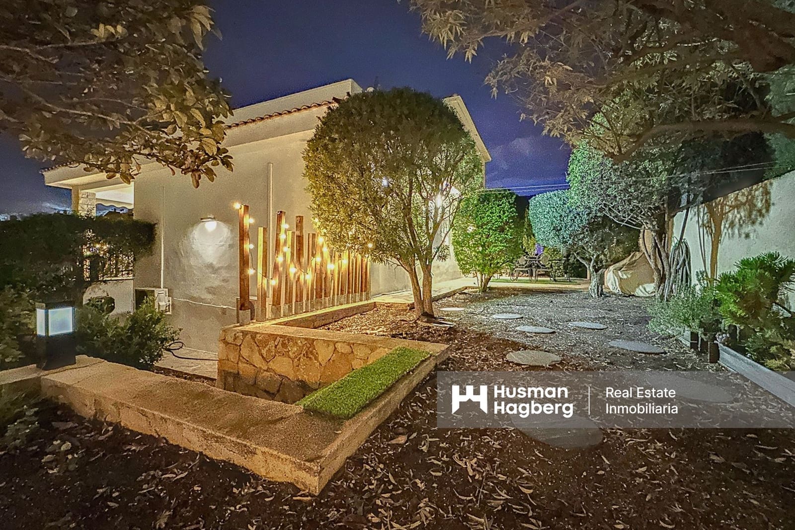 4 bedroom Villa for sale in La Nucia with pool - € 765,000 (Ref: 9984249)