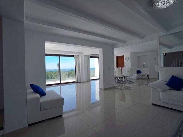 6 bedroom Villa for sale in Cala Salada, Sant Antoni de Portmany - € 3,400,000 (Ref: 5596323)