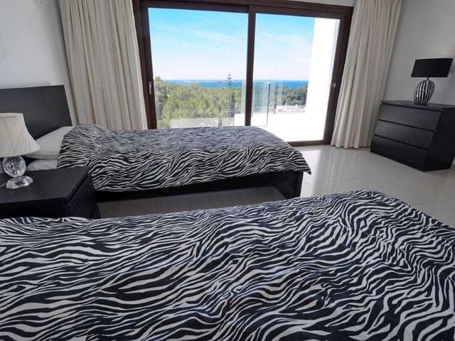 6 bedroom Villa for sale in Cala Salada, Sant Antoni de Portmany - € 3,400,000 (Ref: 5596323)