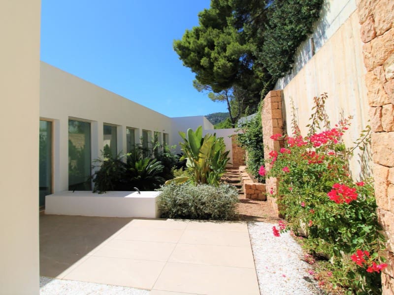 5 bedroom Villa for sale in Es Cubells - € 8,500,000 (Ref: 7067655)