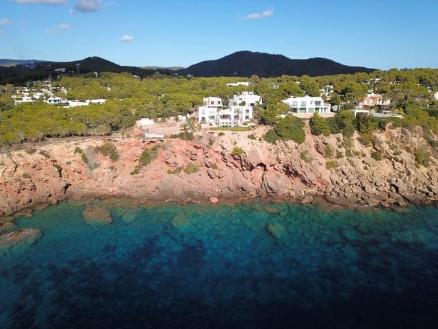 Grond te koop in Santa Eulalia / Santa Eularia - € 8.600.000 (Ref: 7889034)