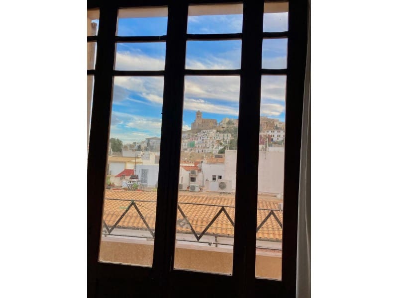 Piso de 3 habitaciones en Ibiza / Eivissa ciudad en venta - 725.000 € (Ref: 8063599)