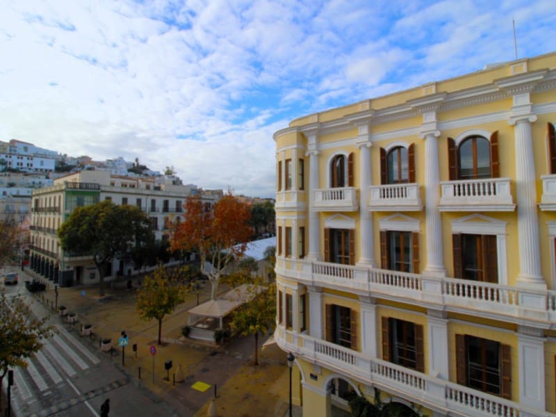 3 bedroom Flat for sale in Ibiza / Eivissa town - € 875,000 (Ref: 8063600)