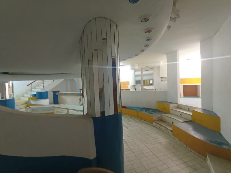 Kaupallinen myytävänä paikassa Sant Antoni de Portmany - 240 000 € (Ref: 8359686)