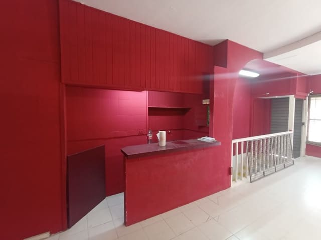 Commercieel te koop in Sant Antoni de Portmany - € 240.000 (Ref: 8359686)