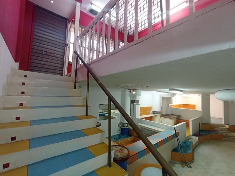 Kaupallinen myytävänä paikassa Sant Antoni de Portmany - 240 000 € (Ref: 8359686)