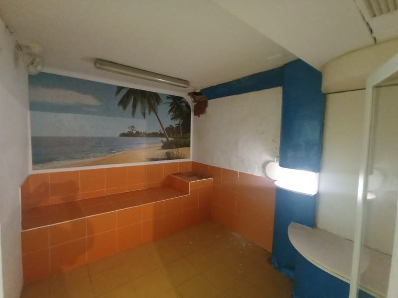 Kaupallinen myytävänä paikassa Sant Antoni de Portmany - 240 000 € (Ref: 8359686)