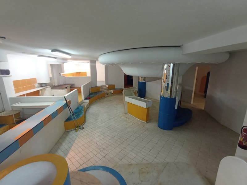 Kaupallinen myytävänä paikassa Sant Antoni de Portmany - 240 000 € (Ref: 8359686)