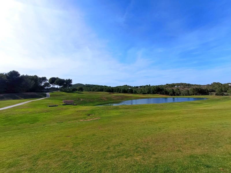 Grunde uden byggetilladelser til salg i Roca Llisa - € 1.450.000 (Ref: 8604198)