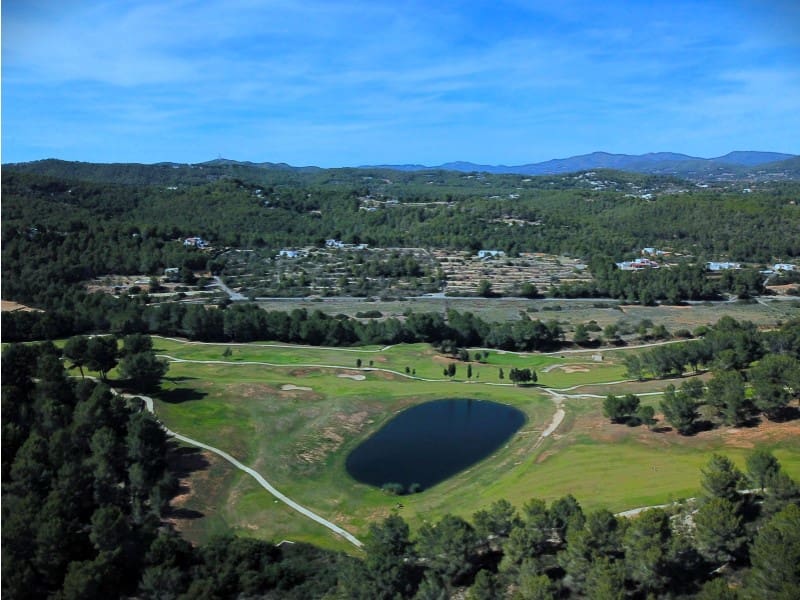 Grunde uden byggetilladelser til salg i Roca Llisa - € 1.450.000 (Ref: 8604198)