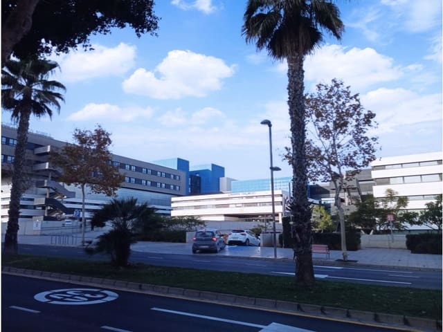 Commercieel te koop in Ibiza dorp - € 425.000 (Ref: 8652679)