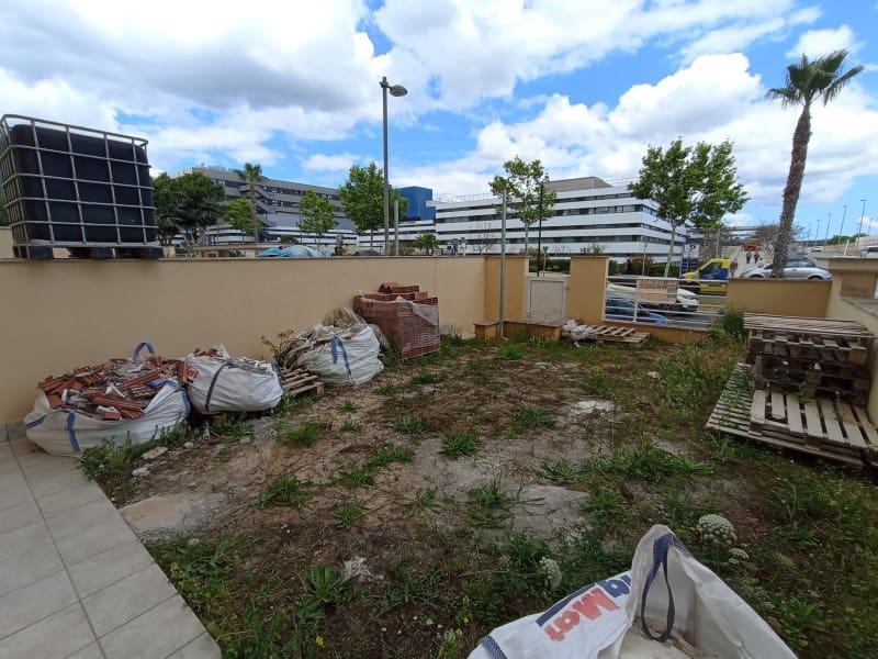 Commercieel te koop in Ibiza dorp - € 425.000 (Ref: 8652679)