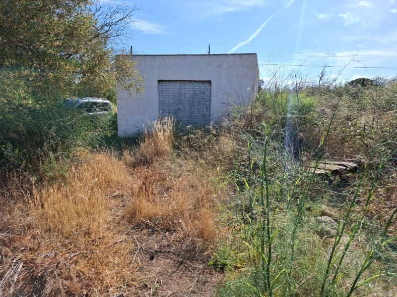 Grunde uden byggetilladelser til salg i Sant Antoni de Portmany - € 750.000 (Ref: 9003297)