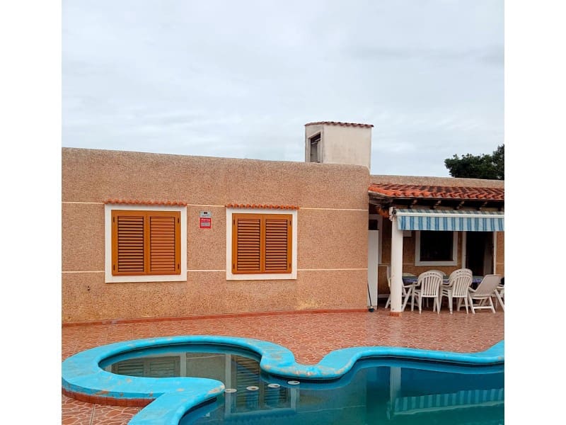 4 bedroom Villa for sale in San Jose / Sant Josep de Sa Talaia - € 1,350,000 (Ref: 9003298)