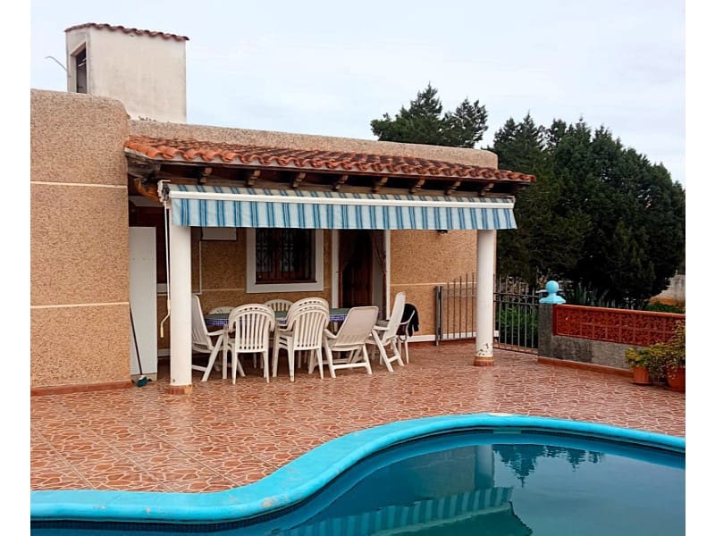 4 bedroom Villa for sale in San Jose / Sant Josep de Sa Talaia - € 1,350,000 (Ref: 9003298)