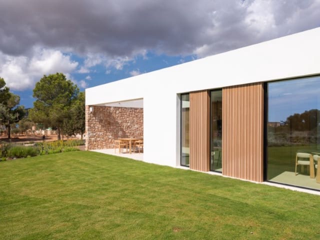 Chalet de 3 habitaciones en Nuestra Señora de Jesus, Santa Eulalia / Santa Eularia en venta - 10.000.000 € (Ref: 9037023)