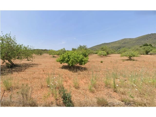 Undeveloped Land for sale in Santa Gertrudis de Fruitera, Santa Eulalia / Santa Eularia - € 990,000 (Ref: 9452285)