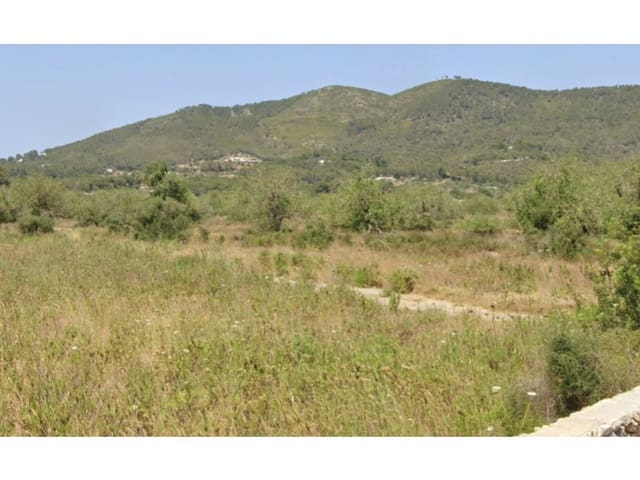 Undeveloped Land for sale in Santa Gertrudis de Fruitera, Santa Eulalia / Santa Eularia - € 990,000 (Ref: 9452285)