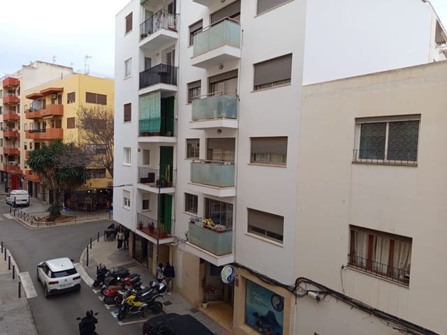 3 makuuhuone Huoneisto myytävänä paikassa Ibiza kaupunki - 550 000 € (Ref: 9591510)