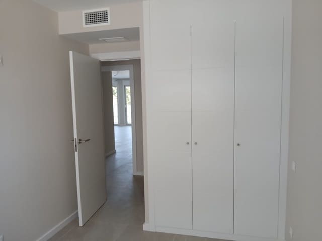 3 slaapkamer Appartement te koop in Ibiza dorp - € 674.600 (Ref: 9761913)