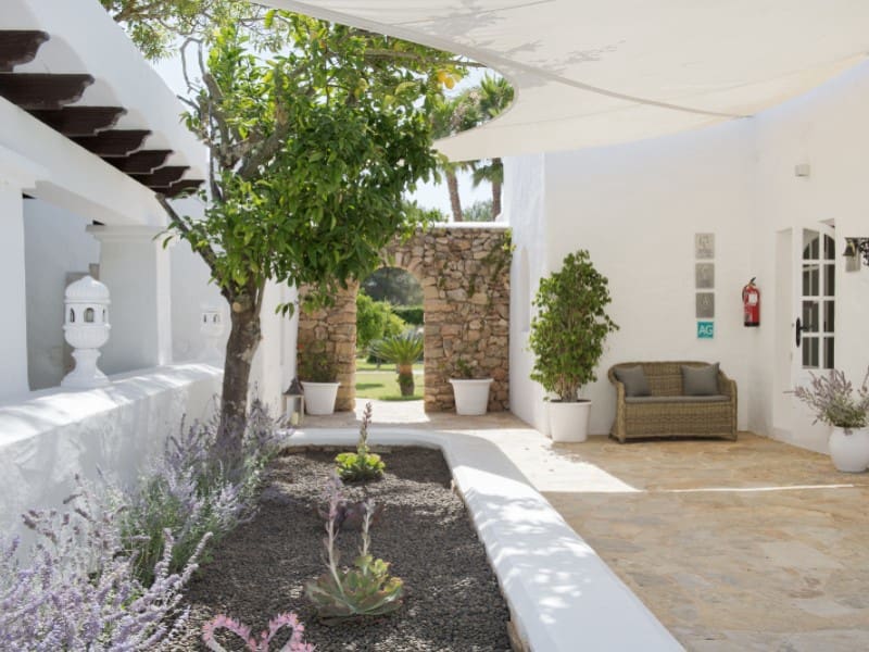 7 bedroom Villa for sale in Santa Eulalia / Santa Eularia - € 3,750,000 (Ref: 9936127)