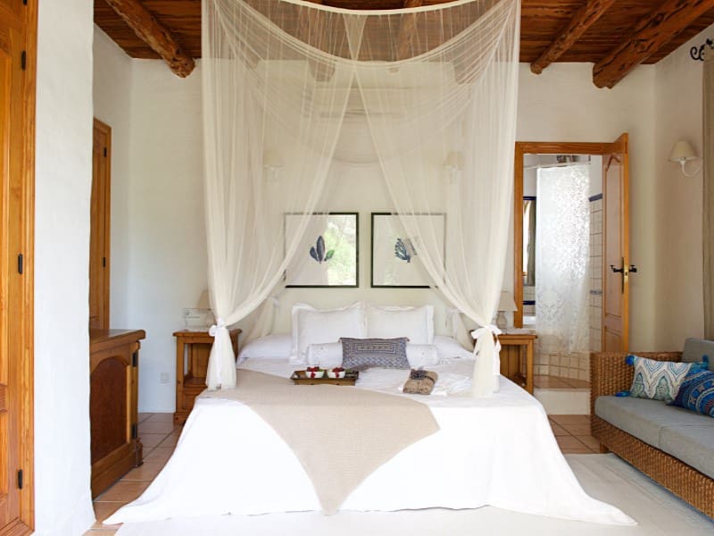 7 bedroom Villa for sale in Santa Eulalia / Santa Eularia - € 3,750,000 (Ref: 9936127)