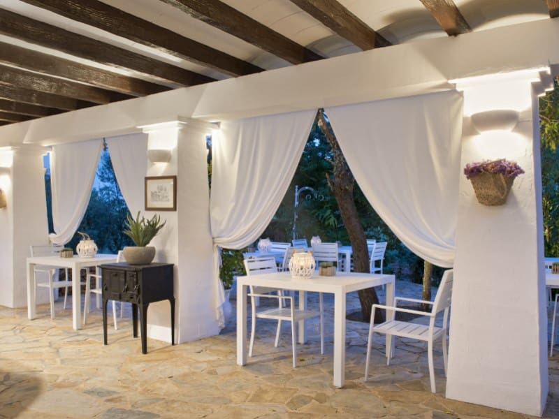 7 bedroom Villa for sale in Santa Eulalia / Santa Eularia - € 3,750,000 (Ref: 9936127)