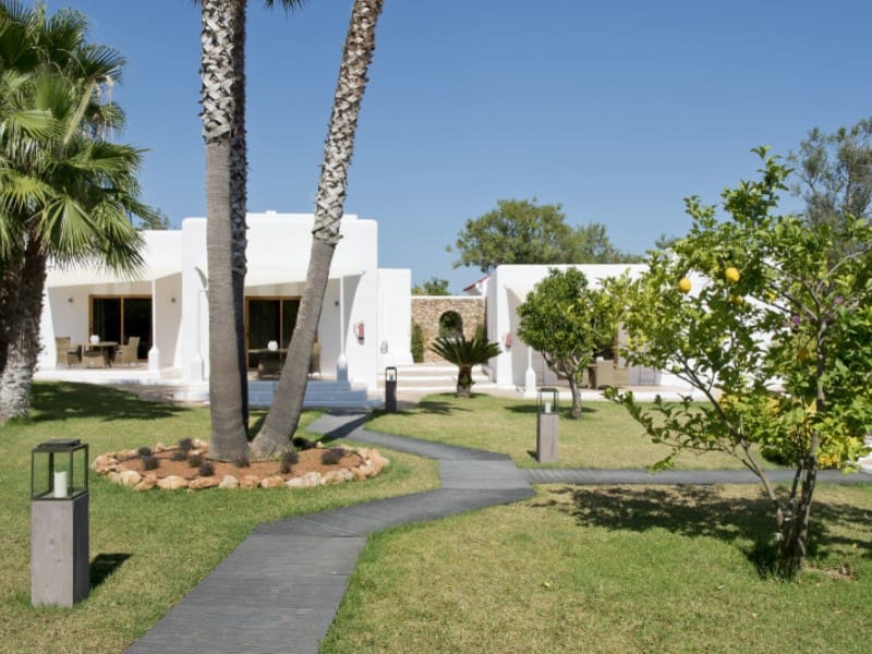 7 bedroom Villa for sale in Santa Eulalia / Santa Eularia - € 3,750,000 (Ref: 9936127)