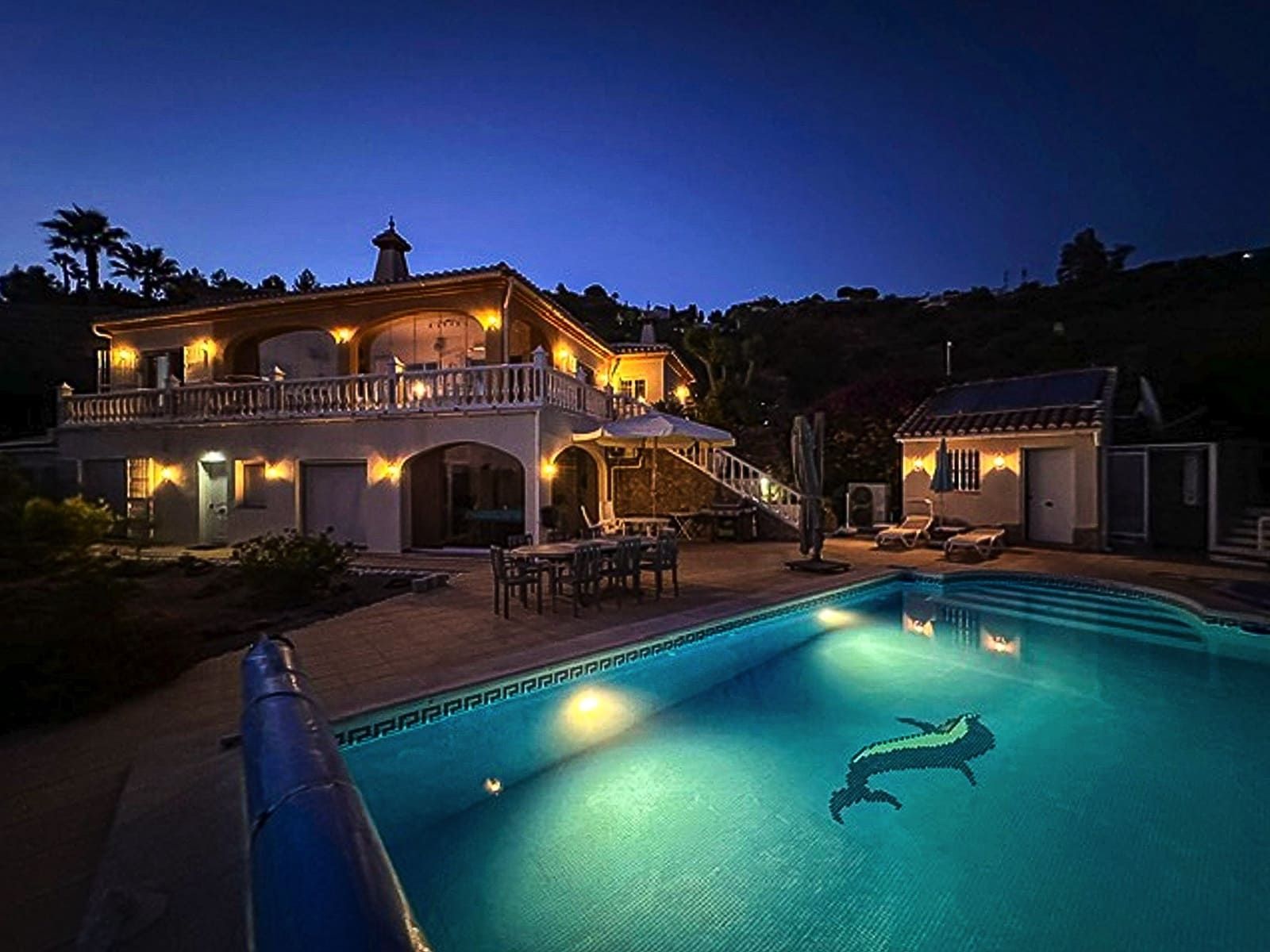 4 chambre Villa/Maison à vendre à Arenas de Velez avec piscine garage - 980 000 € (Ref: 10009876)