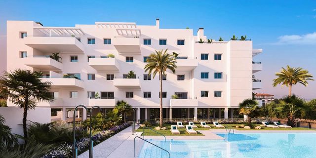 Apartamento de 3 habitaciones en Algarrobo Costa, Algarrobo en venta con piscina garaje - 350.000 € (Ref: 10111481)