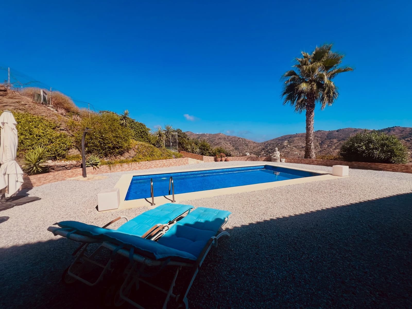 3 chambre Villa/Maison à vendre à Sayalonga avec piscine garage - 875 000 € (Ref: 10121069)