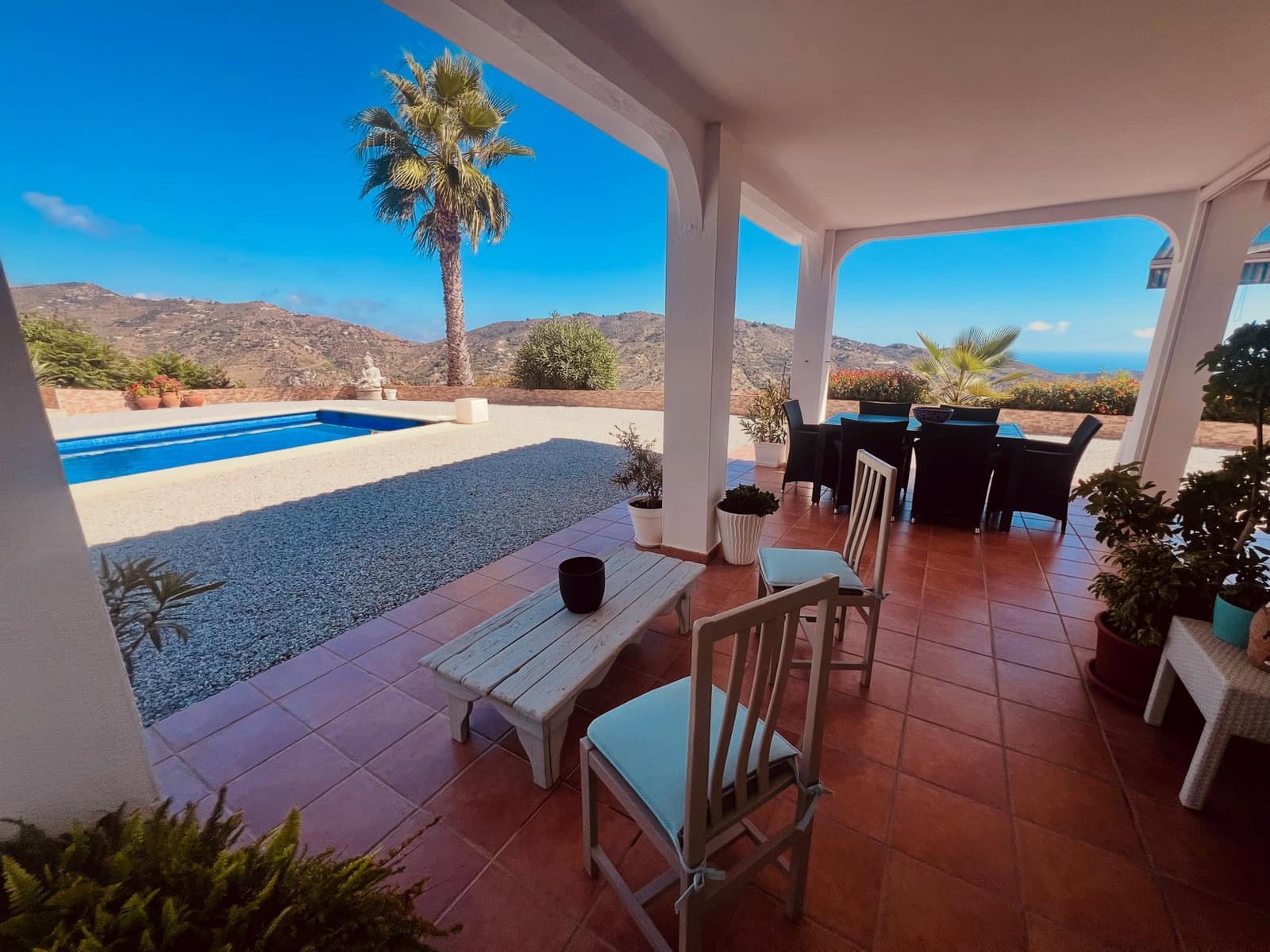 3 chambre Villa/Maison à vendre à Sayalonga avec piscine garage - 875 000 € (Ref: 10121069)