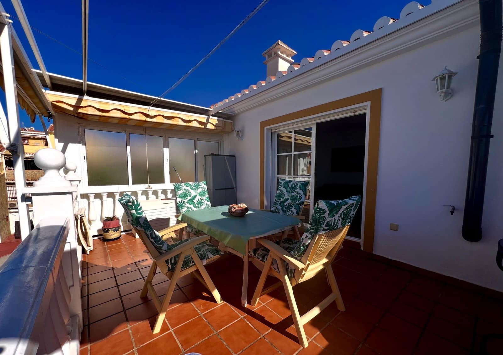 4 soveværelse Villa til salg i Caleta de Velez med swimmingpool garage - € 649.000 (Ref: 10174839)