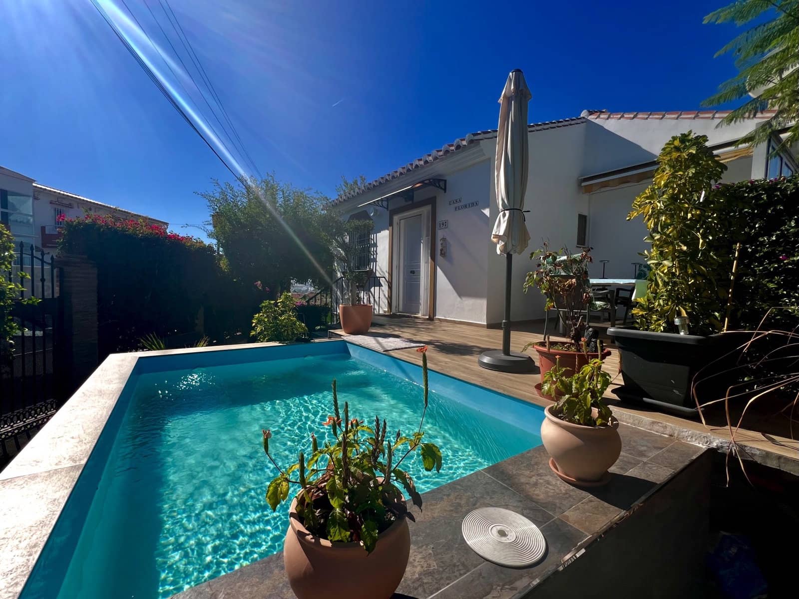4 soveværelse Villa til salg i Caleta de Velez med swimmingpool garage - € 649.000 (Ref: 10174839)