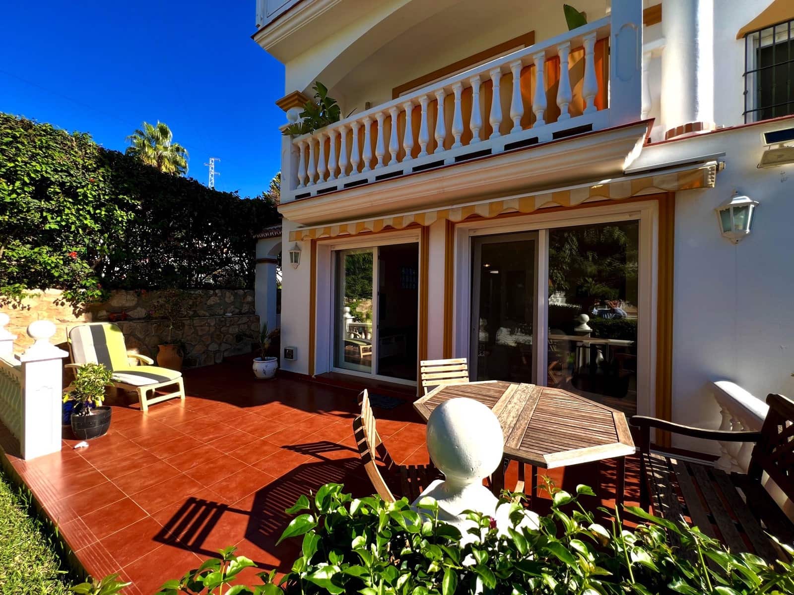 4 soveværelse Villa til salg i Caleta de Velez med swimmingpool garage - € 649.000 (Ref: 10174839)
