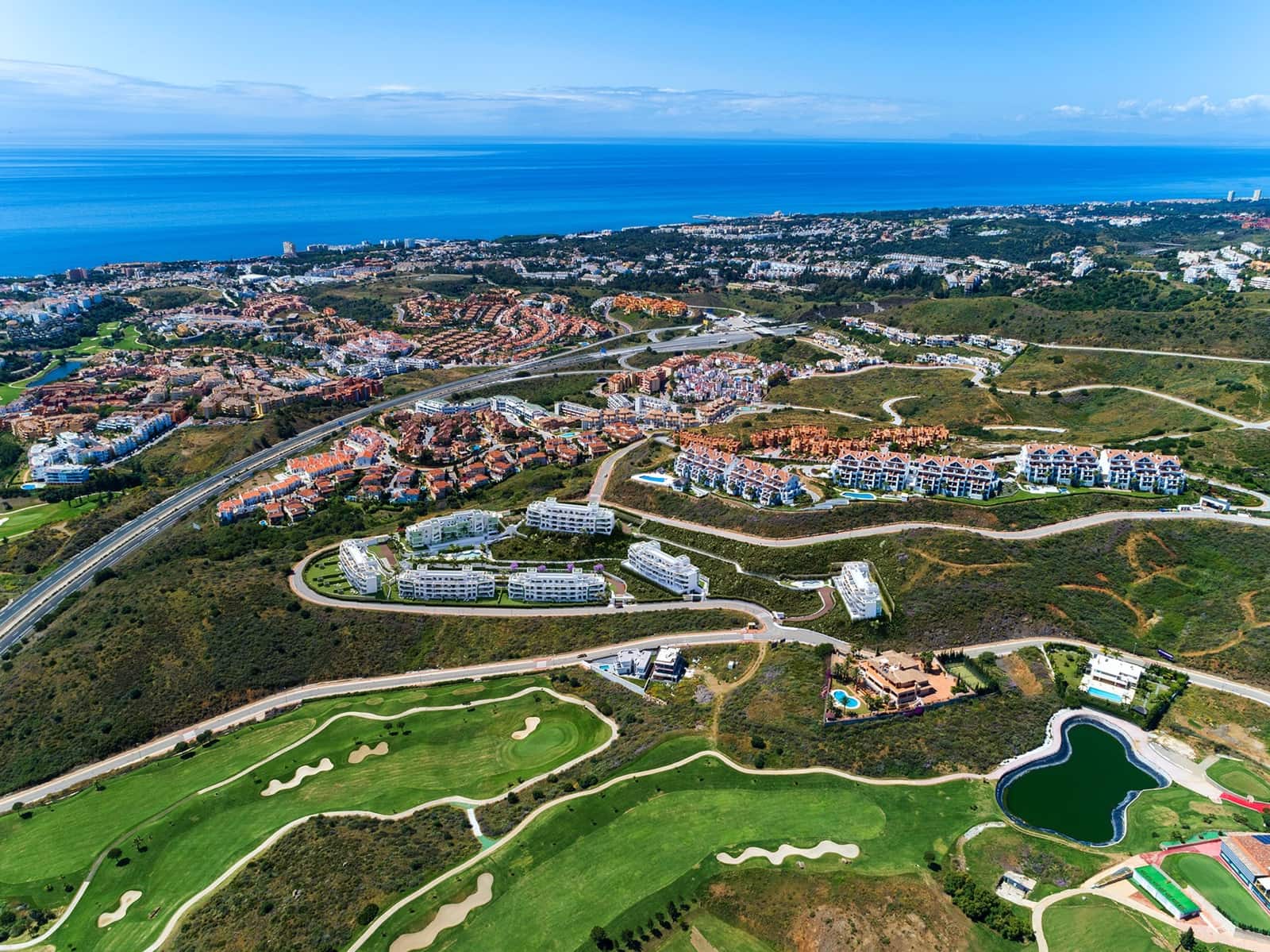 3 Zimmer Apartment zu verkaufen in La Cala de Mijas mit Pool - 455.000 € (Ref: 5973644)