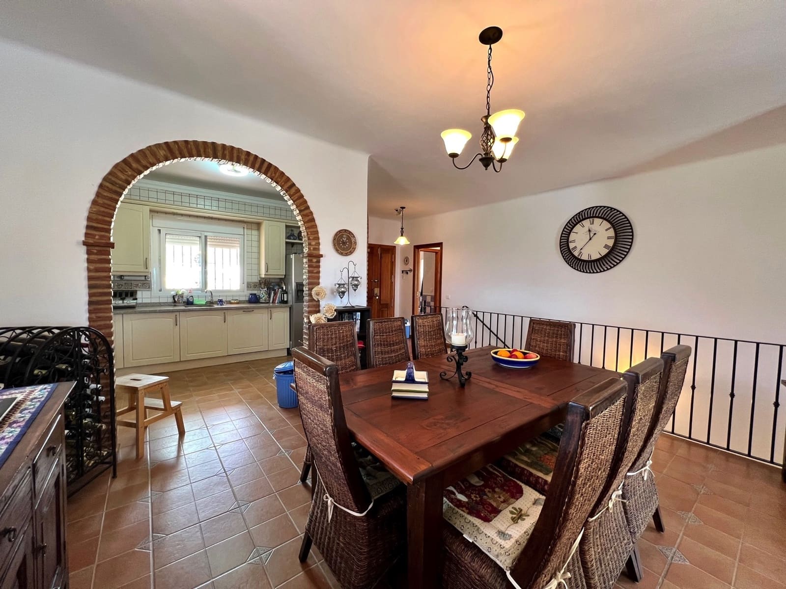 5 soveværelse Villa til salg i Alcaucin med swimmingpool garage - € 425.000 (Ref: 6999699)