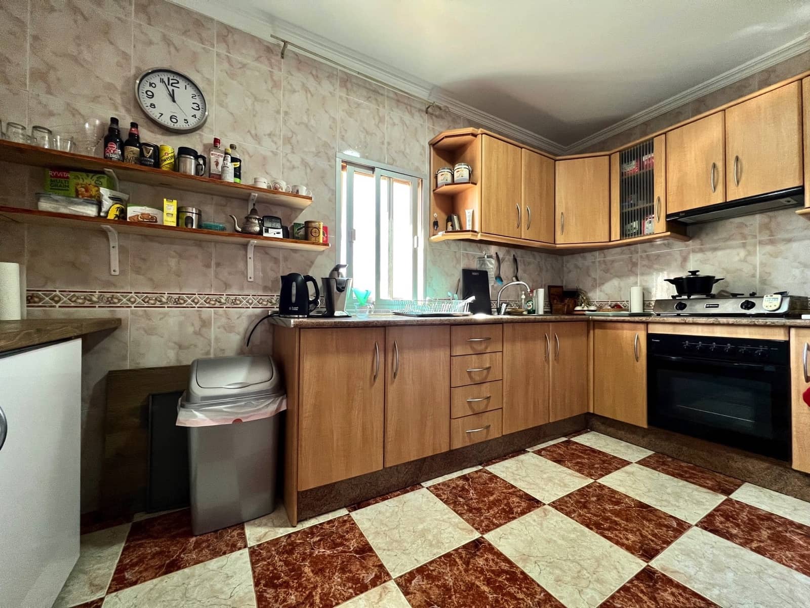 6 soverom Villa til salgs i Los Romanes med svømmebasseng garasje - € 349 000 (Ref: 7098119)