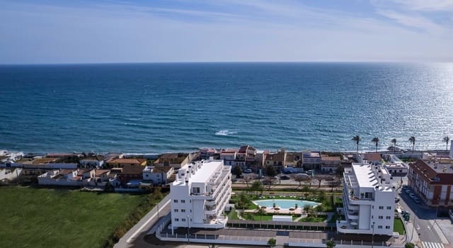 3 makuuhuone Huoneisto myytävänä paikassa Algarrobo Costa, Algarrobo mukana uima-altaan 
autotalli - 358 000 € (Ref: 7451216)