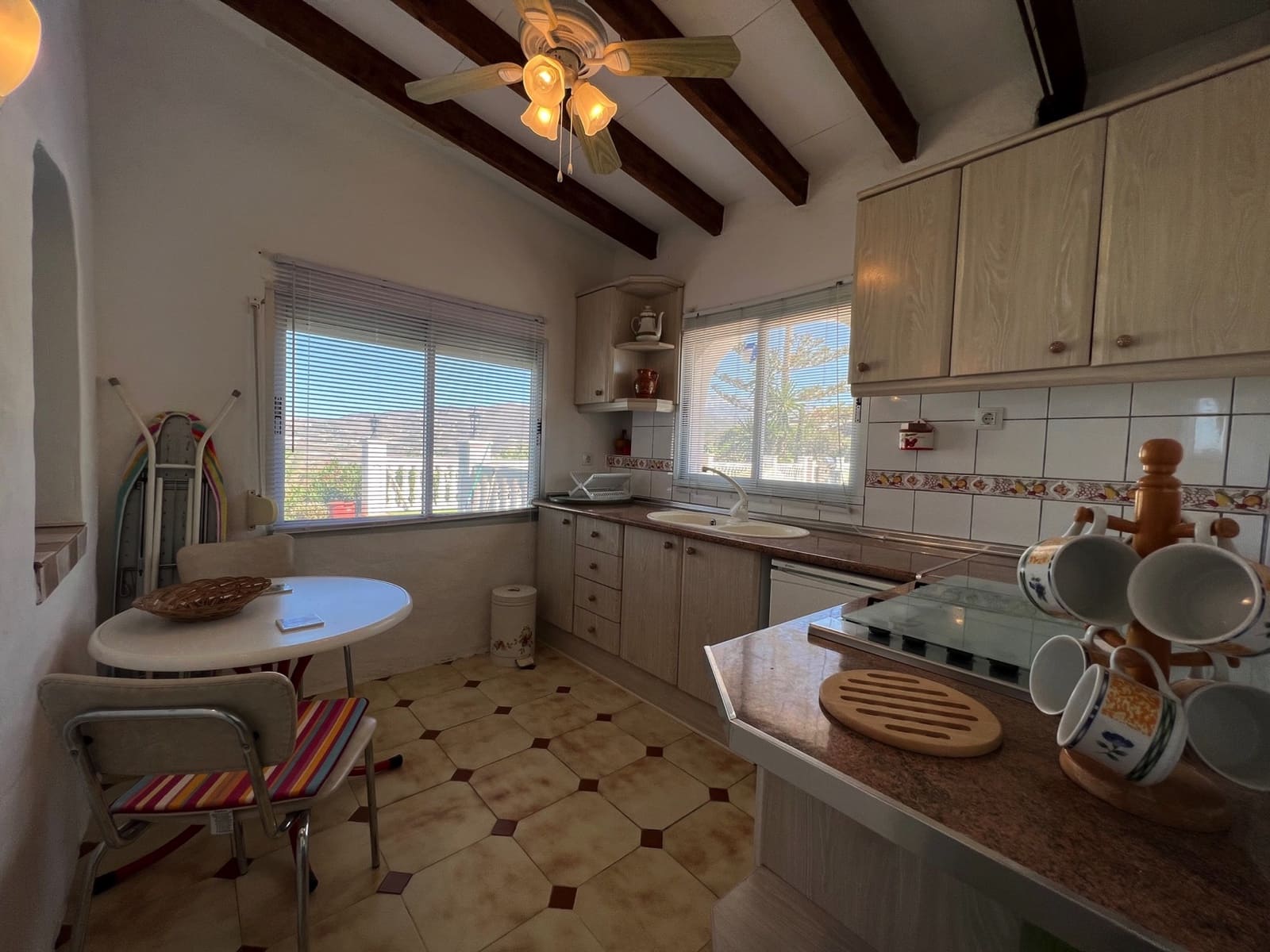 4 soveværelse Villa til salg i Algarrobo med swimmingpool garage - € 599.000 (Ref: 7740134)