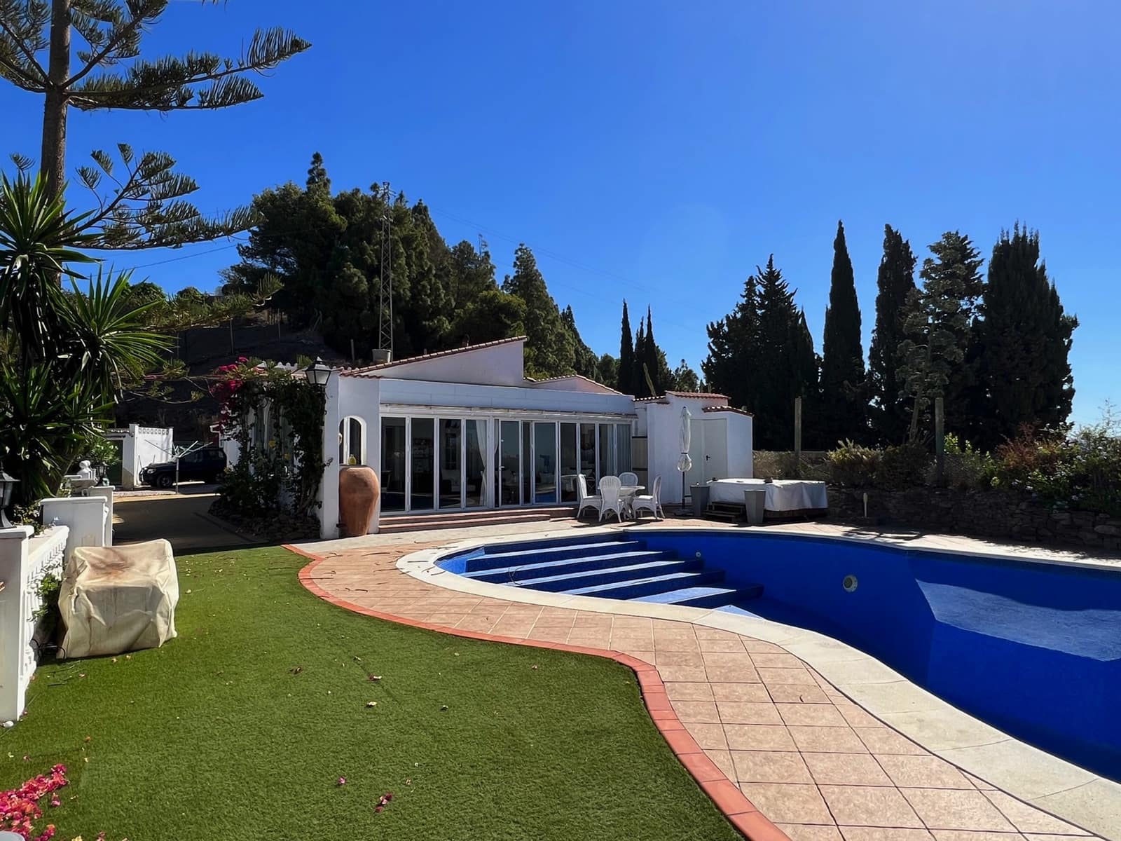 4 soveværelse Villa til salg i Algarrobo med swimmingpool garage - € 599.000 (Ref: 7740134)