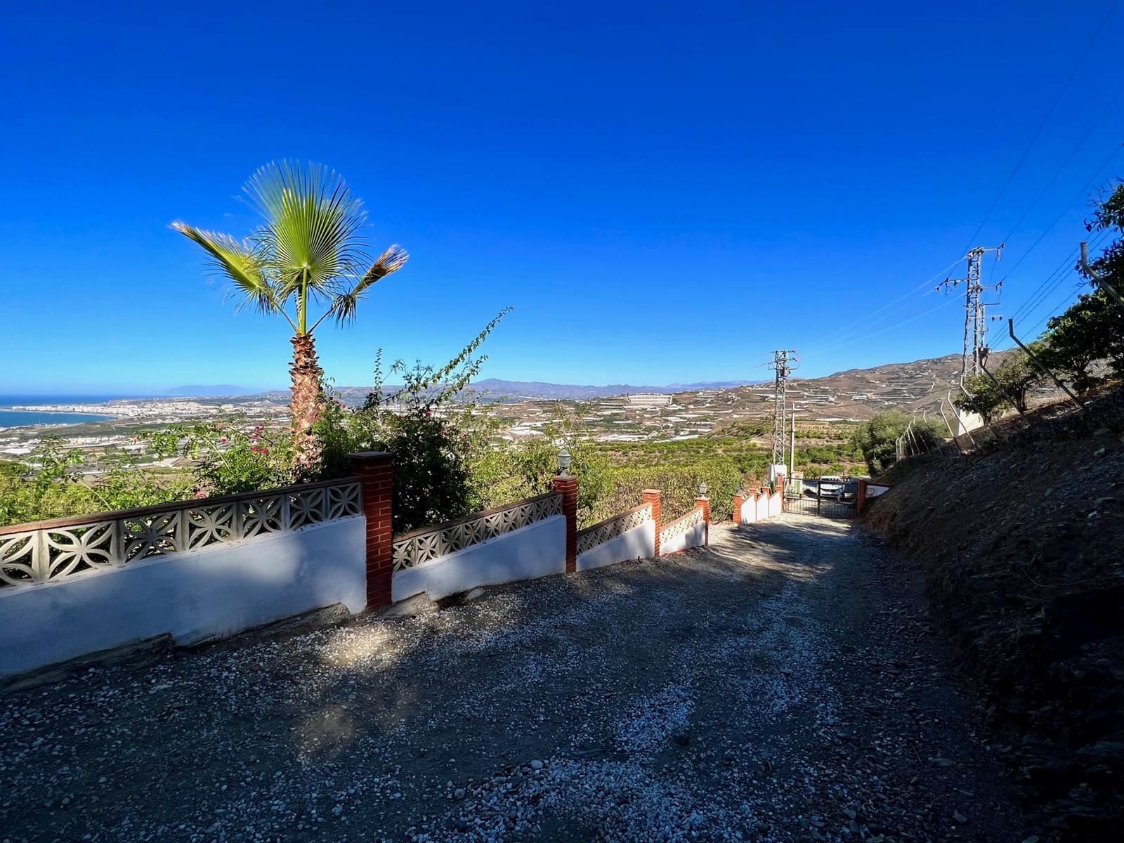 4 soveværelse Villa til salg i Algarrobo med swimmingpool garage - € 599.000 (Ref: 7740134)