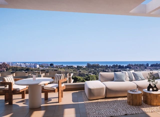 2 bedroom Apartment for sale in Estepona with pool garage - € 363,000 (Ref: 8089984)