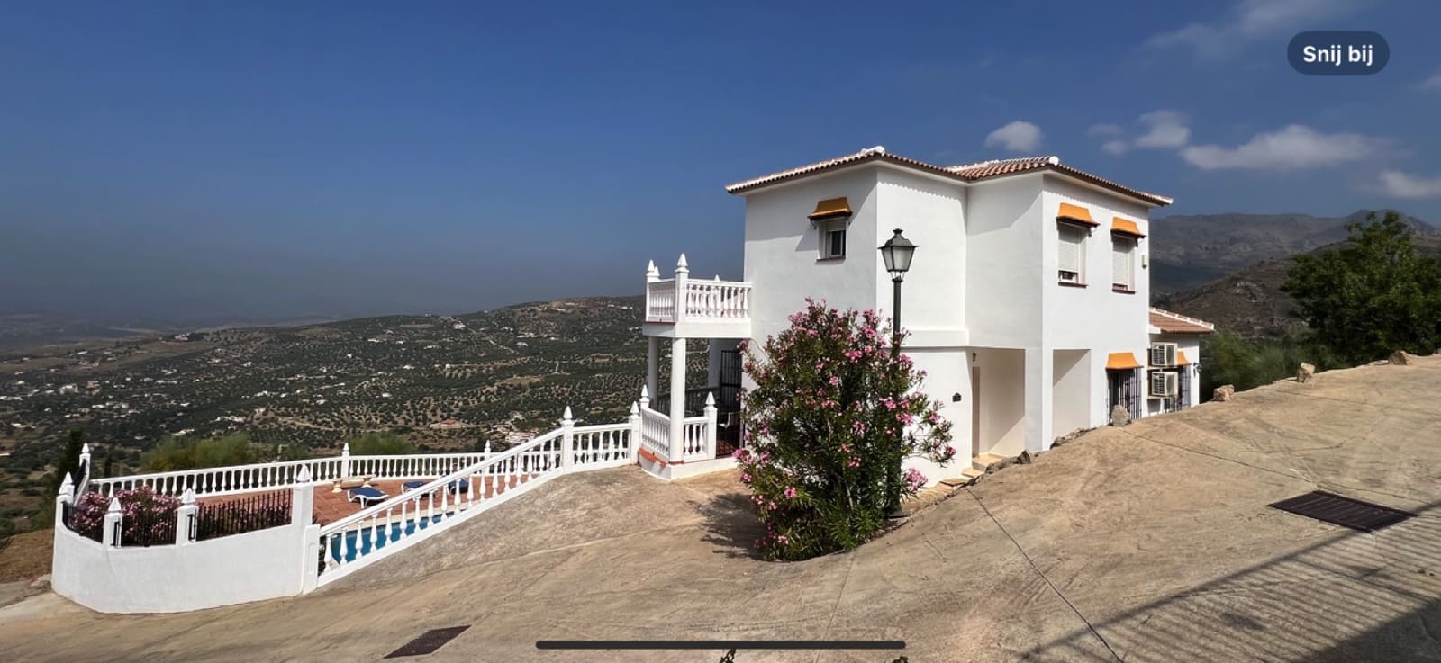 4 sypialnia Willa na sprzedaż w Alcaucin z basenem garażem - 360 000 € (Ref: 8334902)