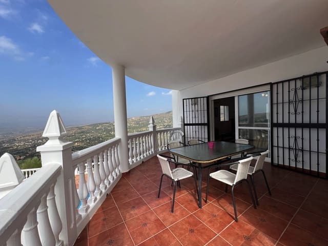 4 sypialnia Willa na sprzedaż w Alcaucín z basenem garażem - 360 000 € (Ref: 8334902)