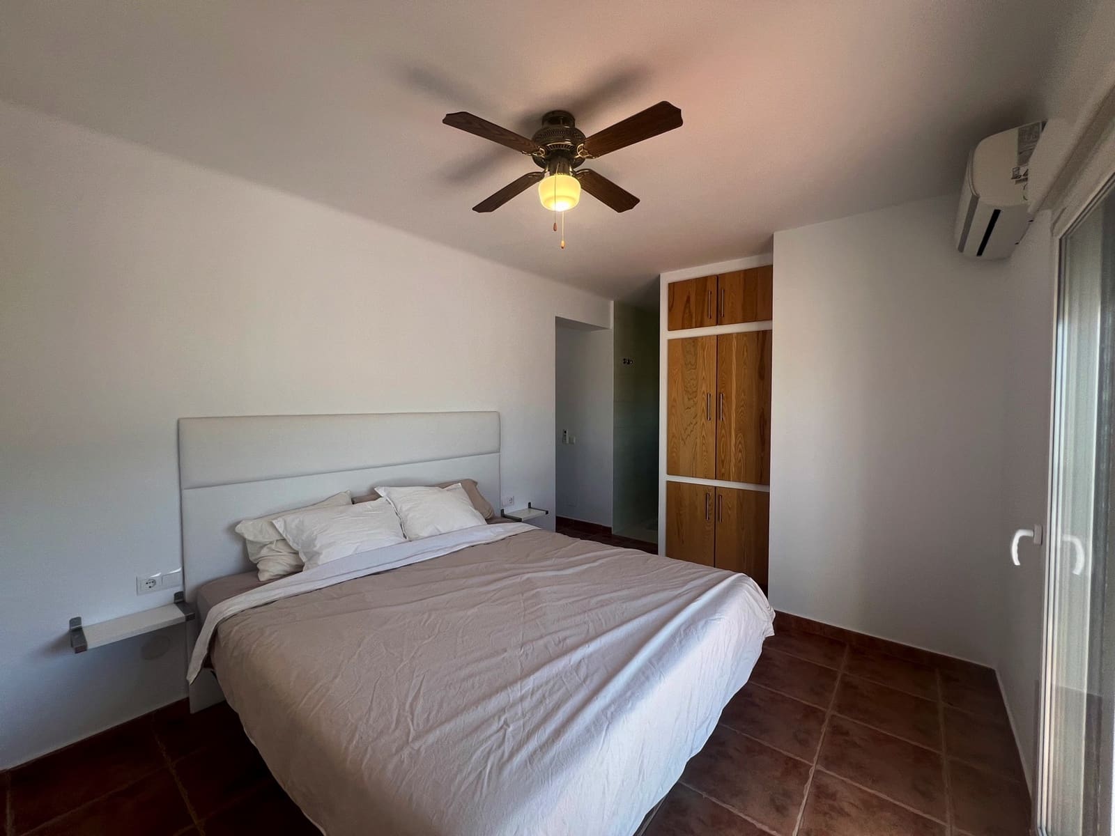 3 soveværelse Villa til salg i Canillas de Aceituno med swimmingpool garage - € 450.000 (Ref: 8370356)