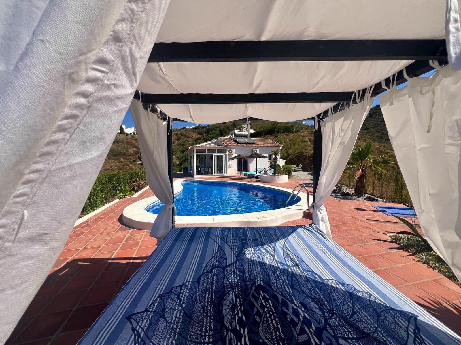 3 soveværelse Villa til salg i Canillas de Aceituno med swimmingpool garage - € 450.000 (Ref: 8370356)