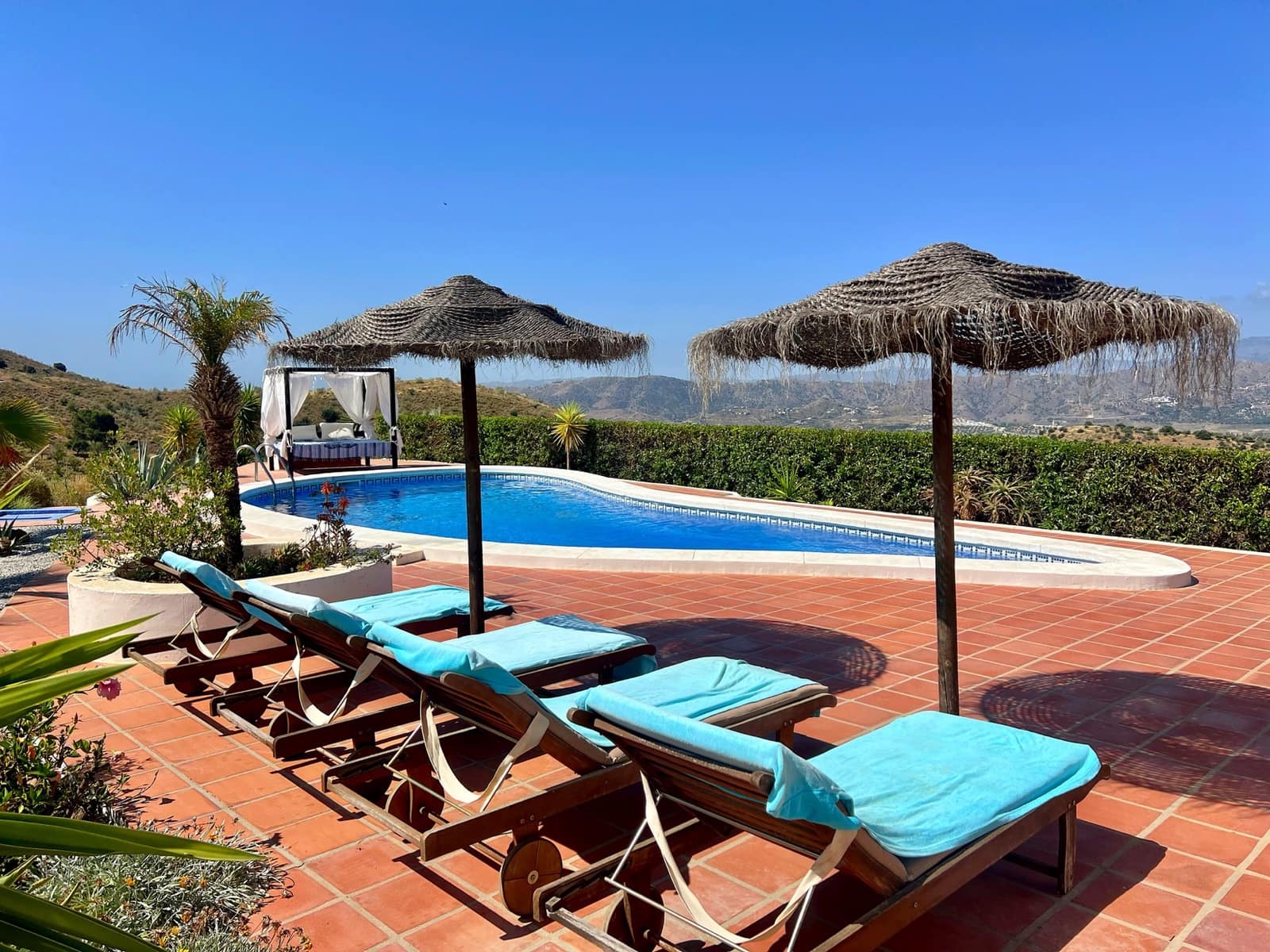 3 soveværelse Villa til salg i Canillas de Aceituno med swimmingpool garage - € 450.000 (Ref: 8370356)