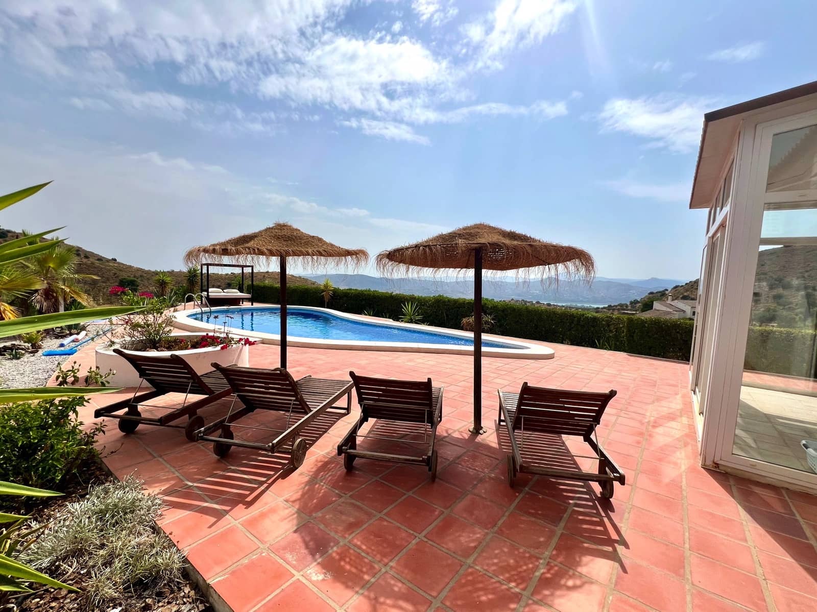 3 soveværelse Villa til salg i Canillas de Aceituno med swimmingpool garage - € 450.000 (Ref: 8370356)