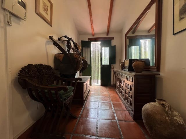 3 soverom Finca/Herregård til salgs i Sedella med svømmebasseng garasje - € 398 000 (Ref: 8439613)